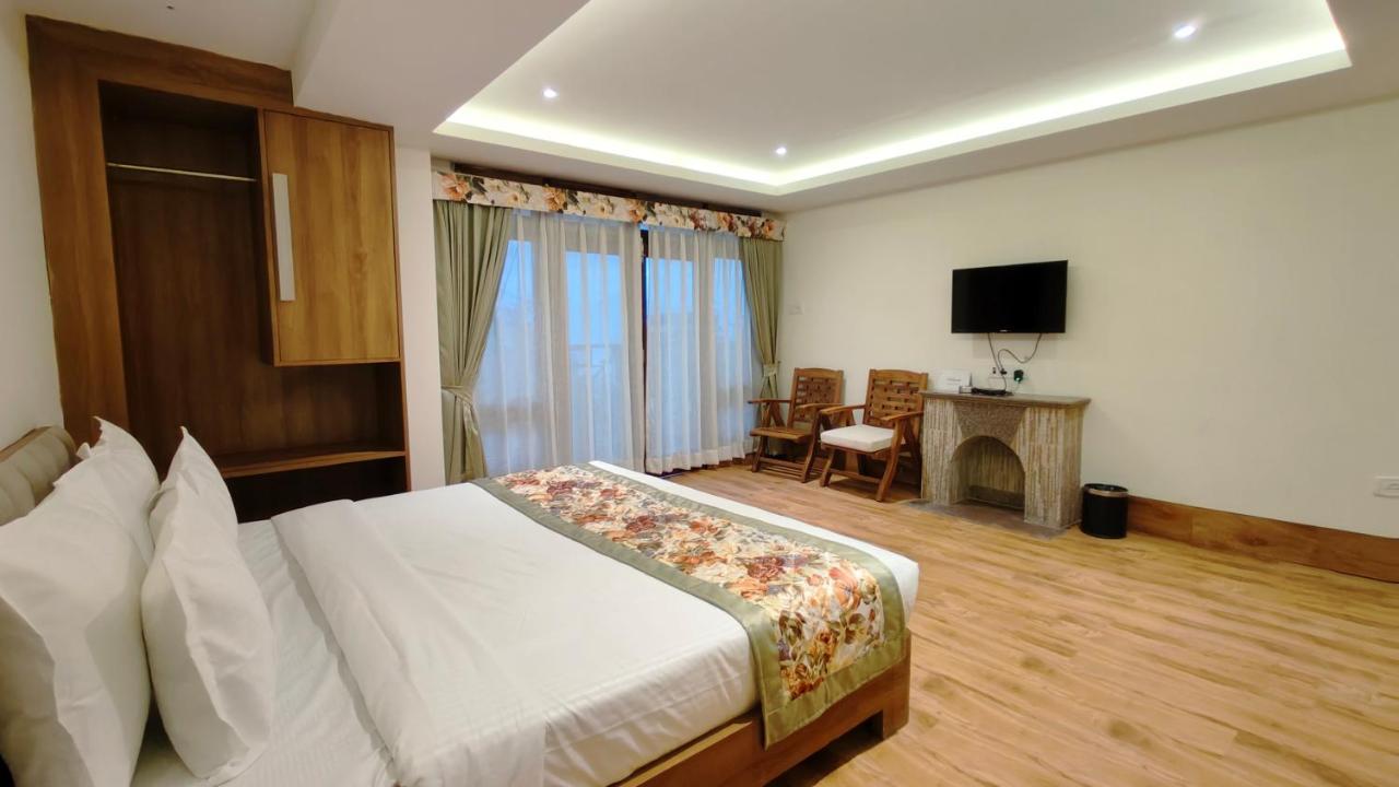 Mount Polaris Suites & Spa กาลิมปง ภายนอก รูปภาพ