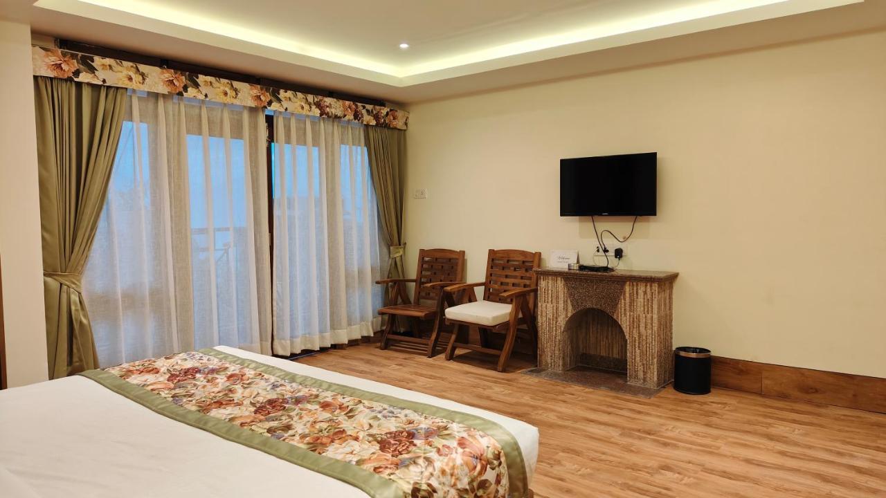 Mount Polaris Suites & Spa กาลิมปง ภายนอก รูปภาพ