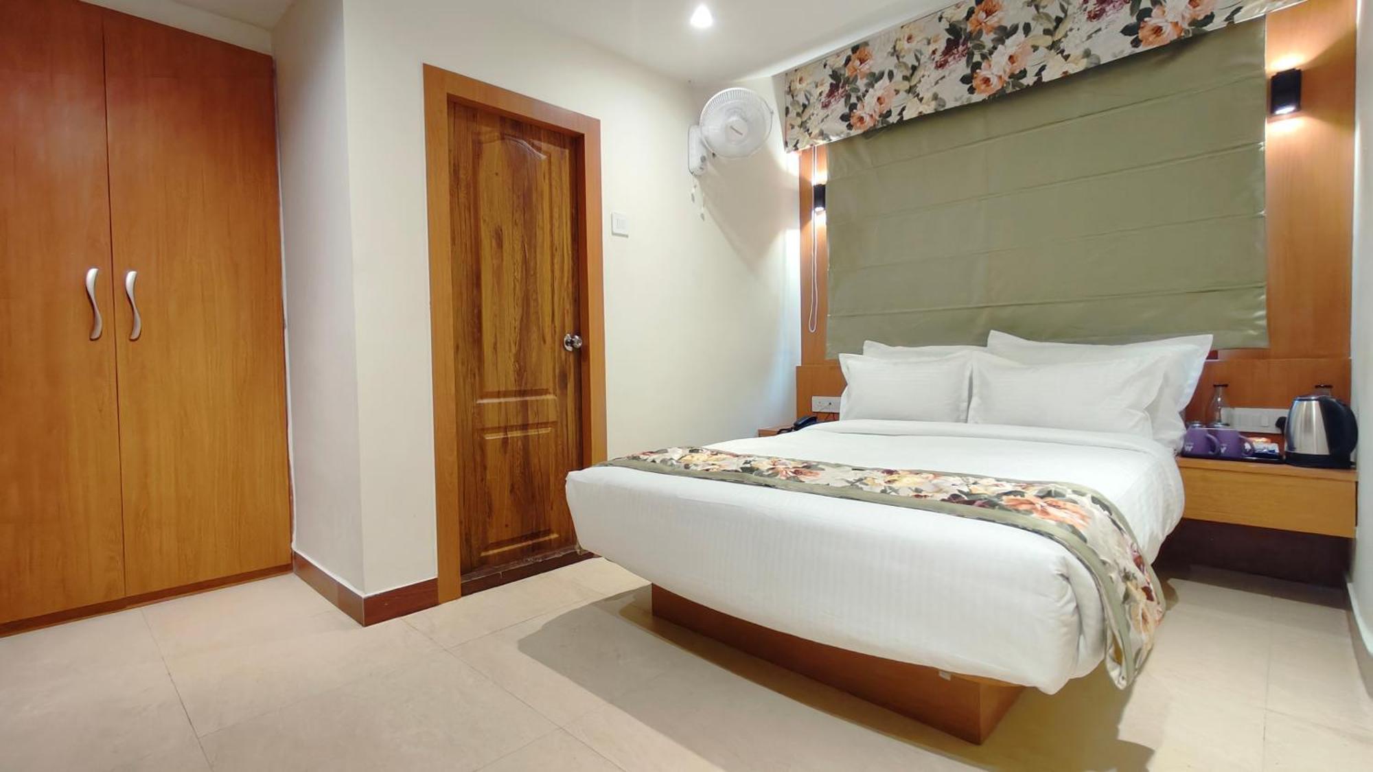 Mount Polaris Suites & Spa กาลิมปง ภายนอก รูปภาพ