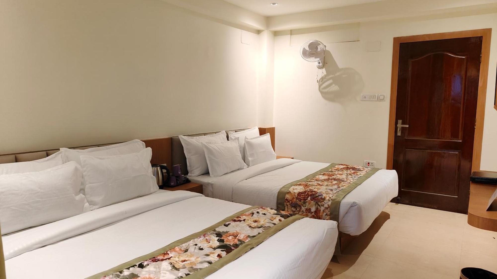 Mount Polaris Suites & Spa กาลิมปง ภายนอก รูปภาพ