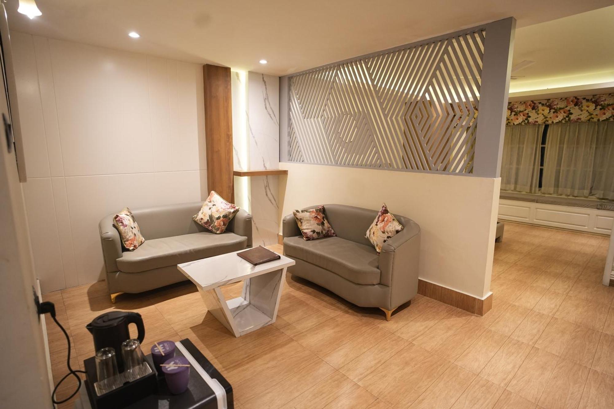 Mount Polaris Suites & Spa กาลิมปง ภายนอก รูปภาพ